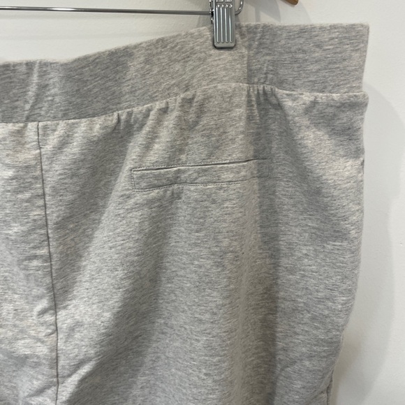 Open Edit 3X Light Gray Sweatpants with Pockets - Picture 3 of 8